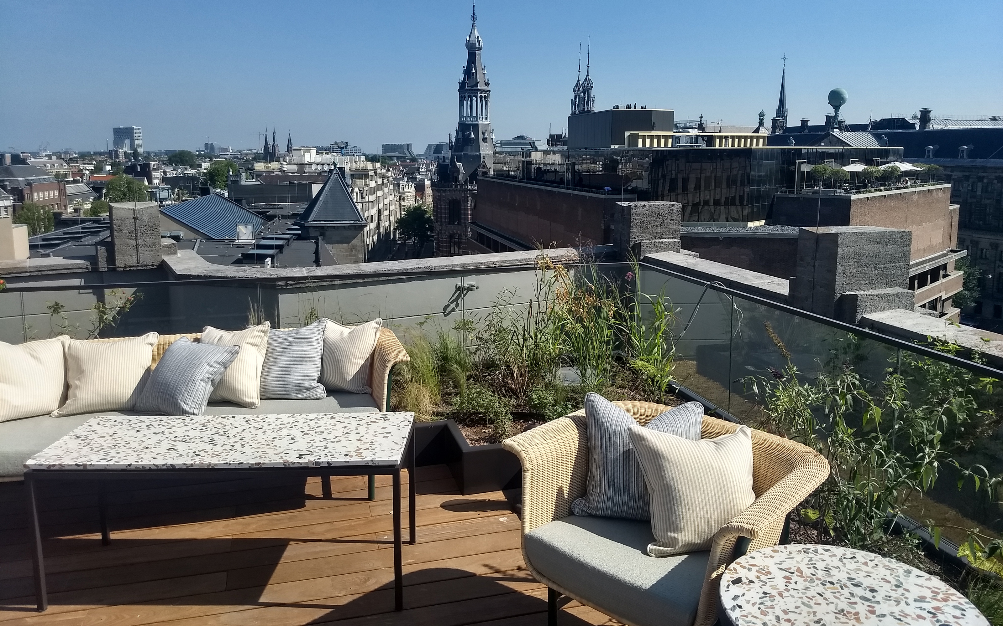 Sitting area on a roof garden